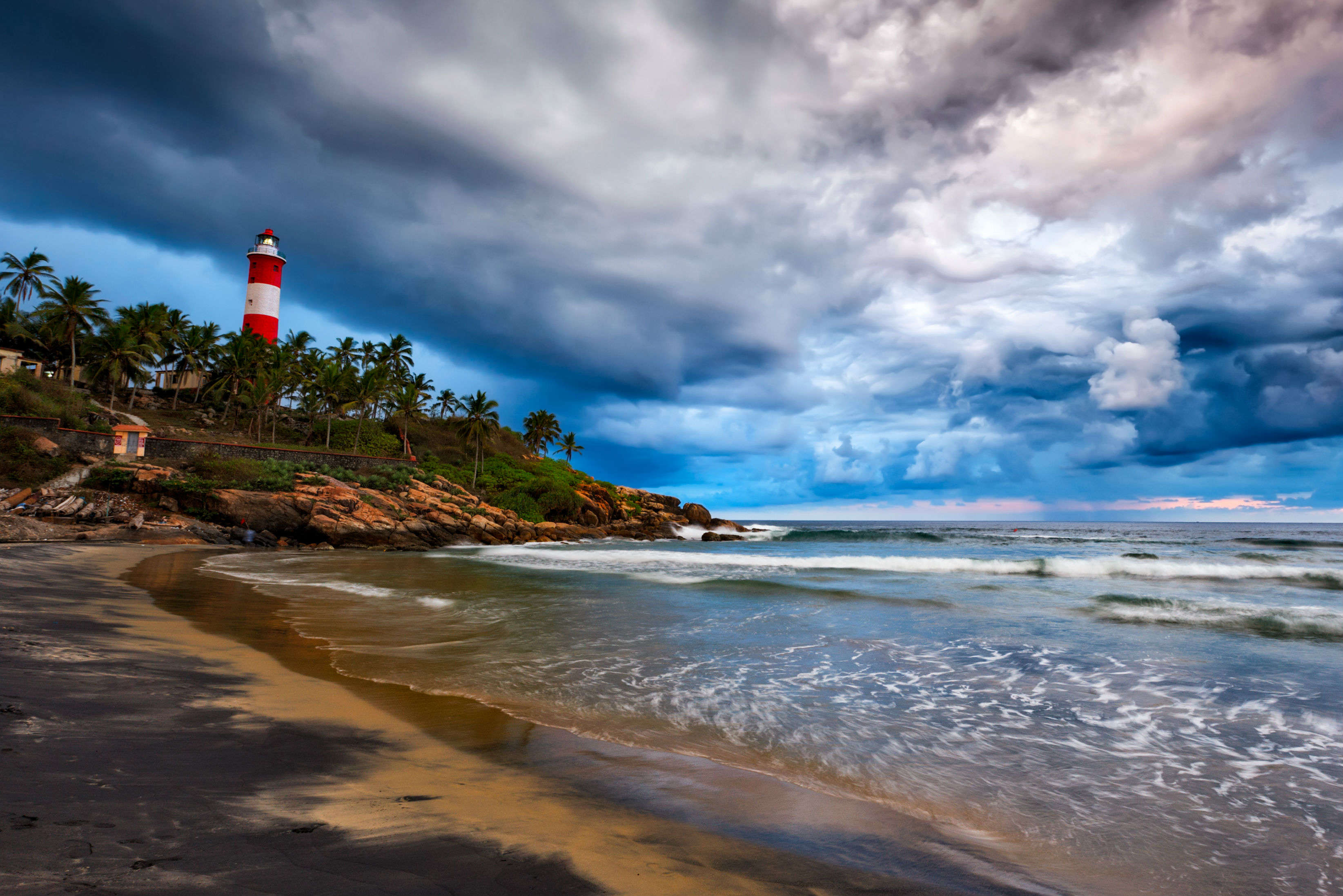 Hotels in Kerala Kovalam beach