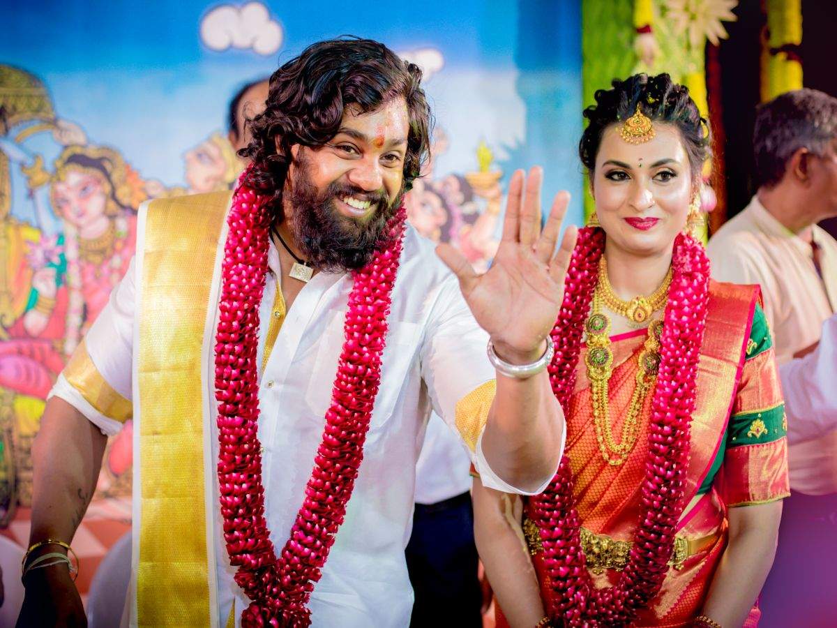 Dhruva Sarja and Prerana's traditional engagement ceremony ...