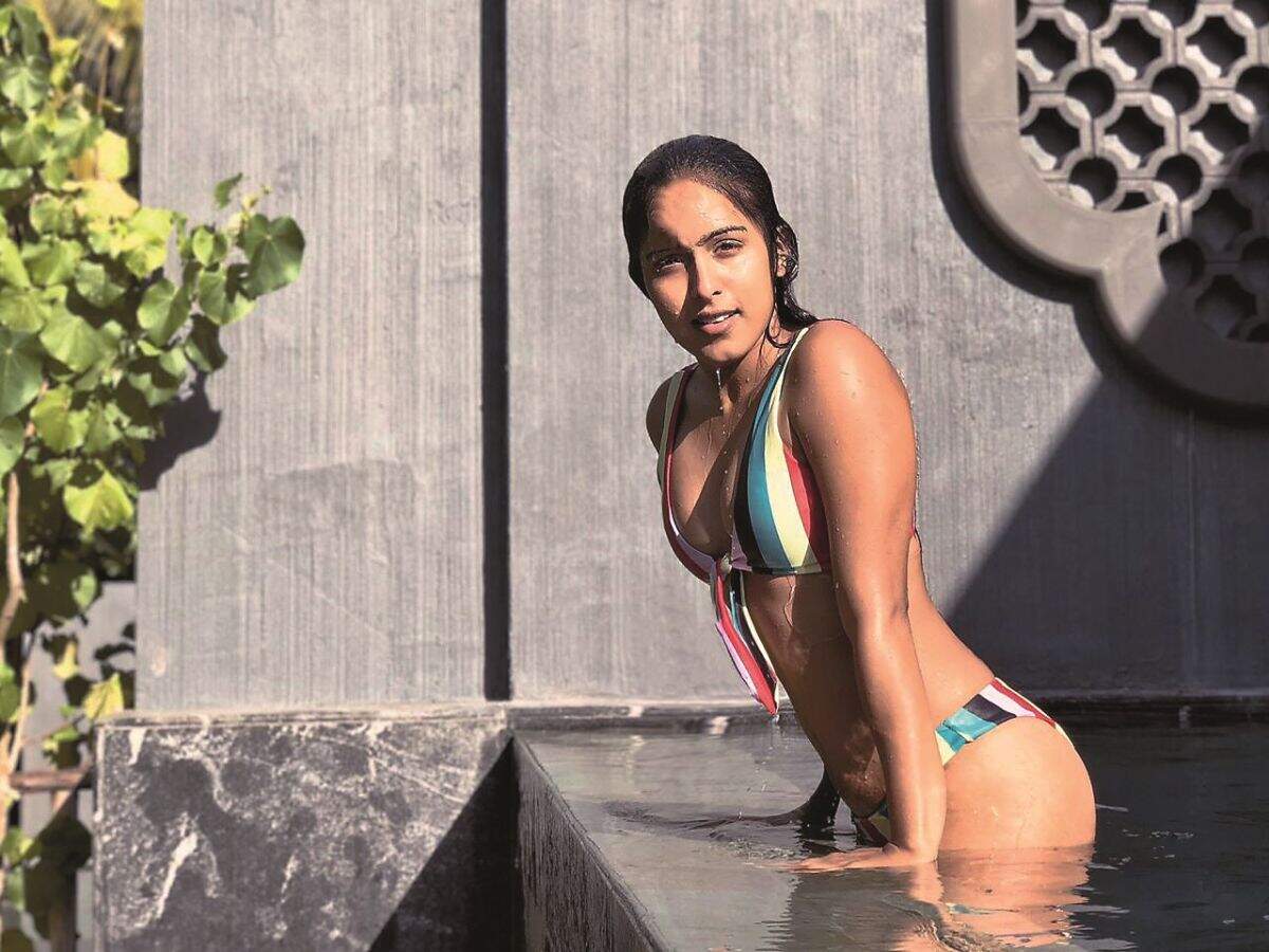 Watch Samyuktha Hegde video Watch Samyuktha Hegde video
