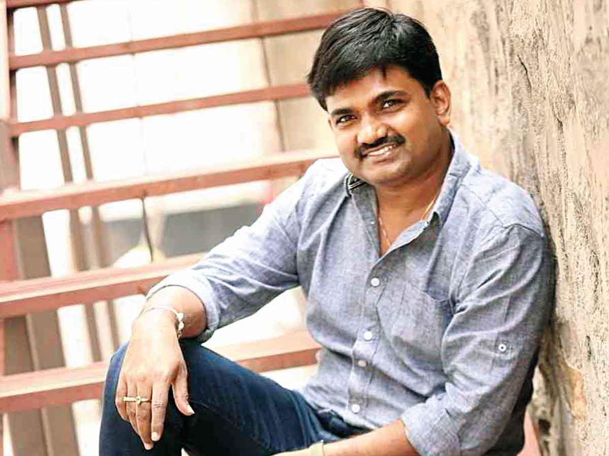 director-maruthi-irked-car-buyer-tags-director-maruthi-to-complain