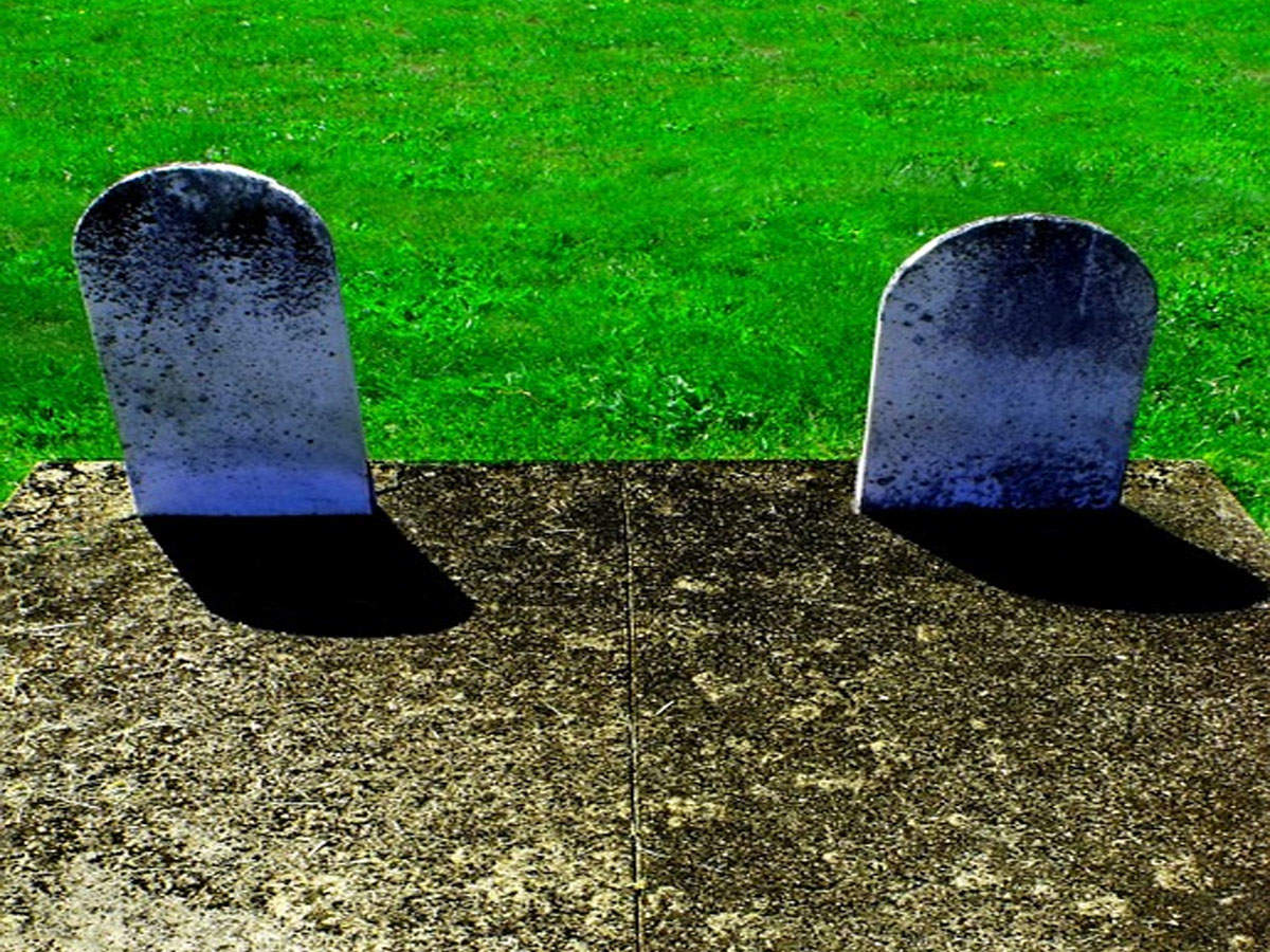 Man spends 38 days by son's grave to 'revive' him