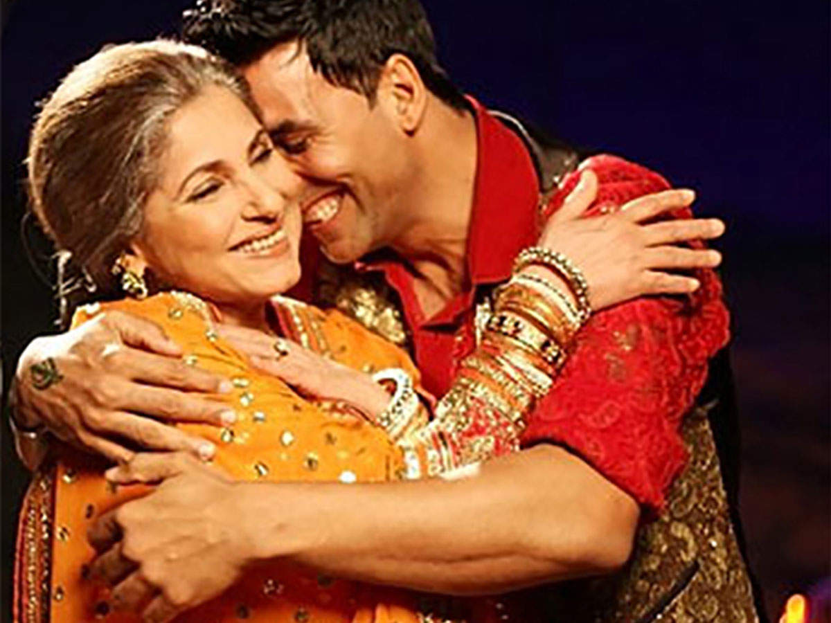 When Akshay Kumar said he would like to go on a date with Dimple Kapadia | Hindi Movie News - Times of India