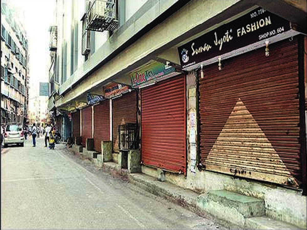 Thousands of shop owners observed bandh in textile market area