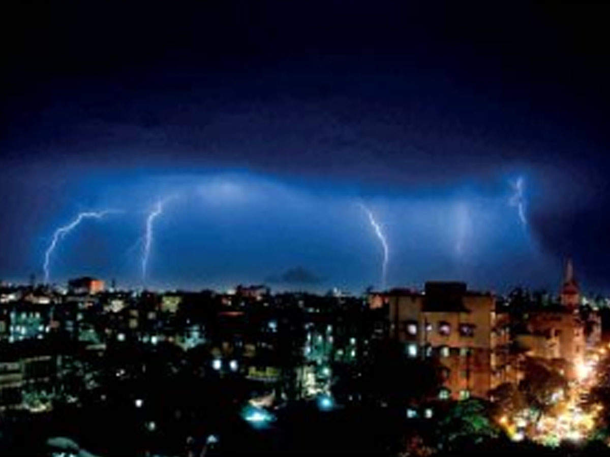 Kolkata: Weather office gets device to predict lightning strikes - Times of  India