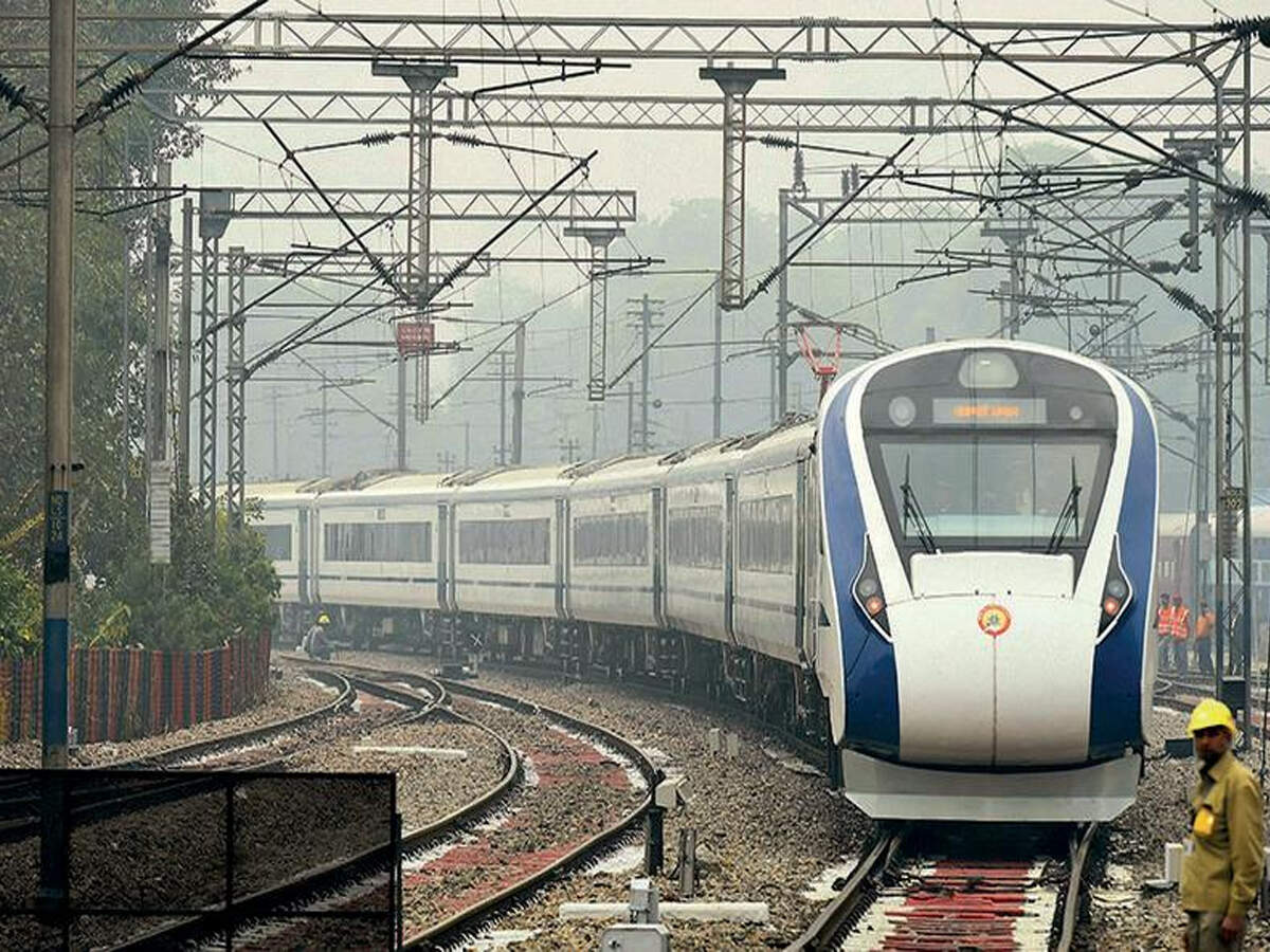 UP: Stones pelted at Vande Bharat, window panes damaged | Kanpur News -  Times of India