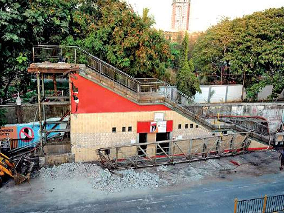 Demolition work of the FOB at Marine Lines will continue on Thursday night, say civic officials