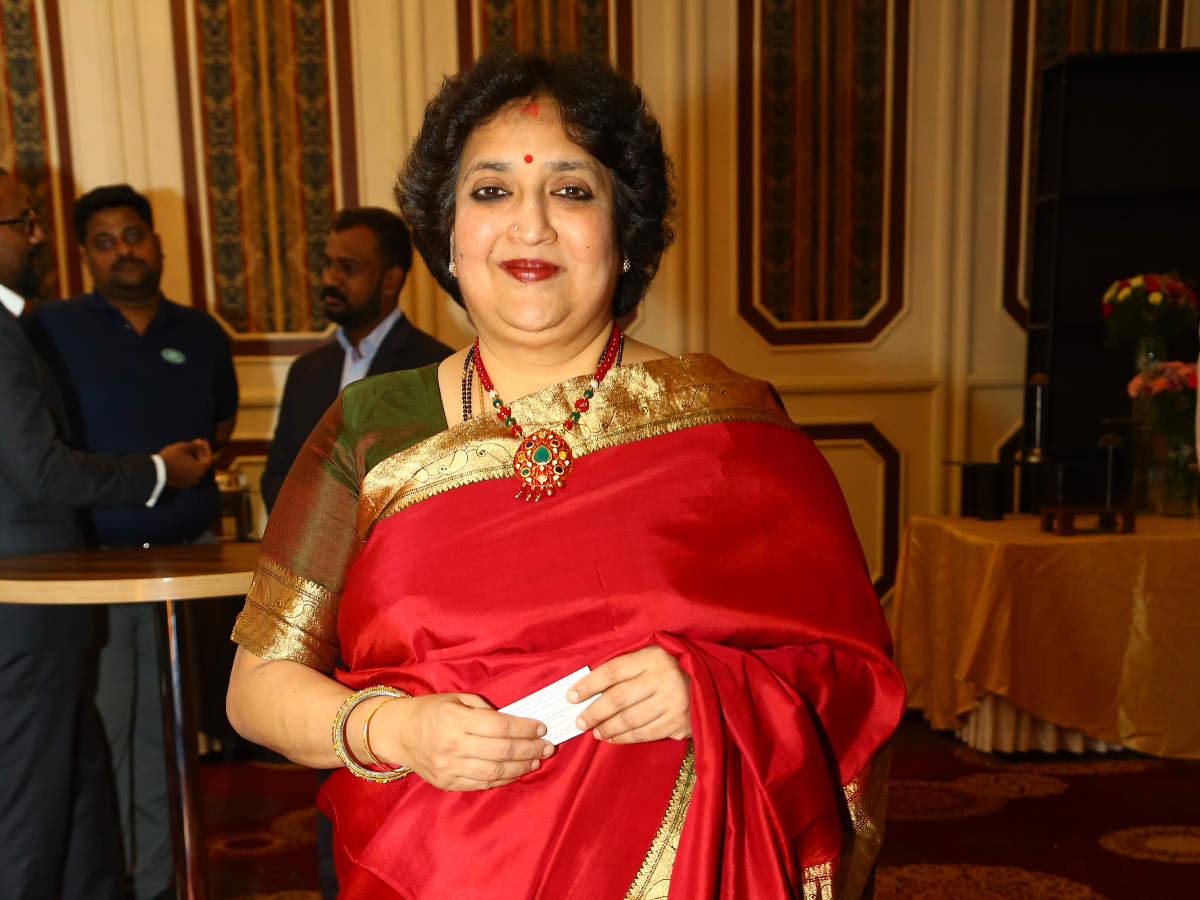 Latha Rajinikanth attended the C Summit Solitaire's get-together at