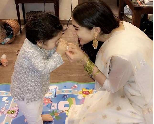 Sara Ali Khan Says When Little Taimur Is Happy The Whole Room Is