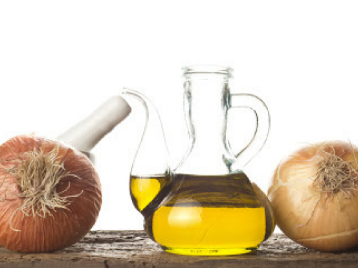 Benefits of using onion hair oil: Is onion oil good for hair? | - Times of  India