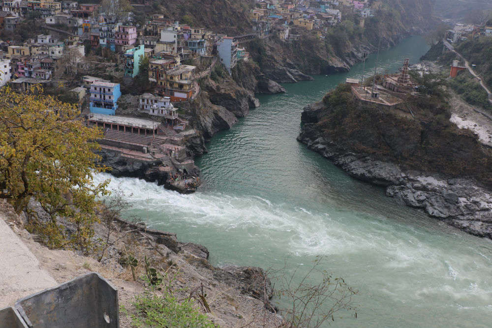 Pictures of Ganga Ghats in India–finding solace in the lap of river ...