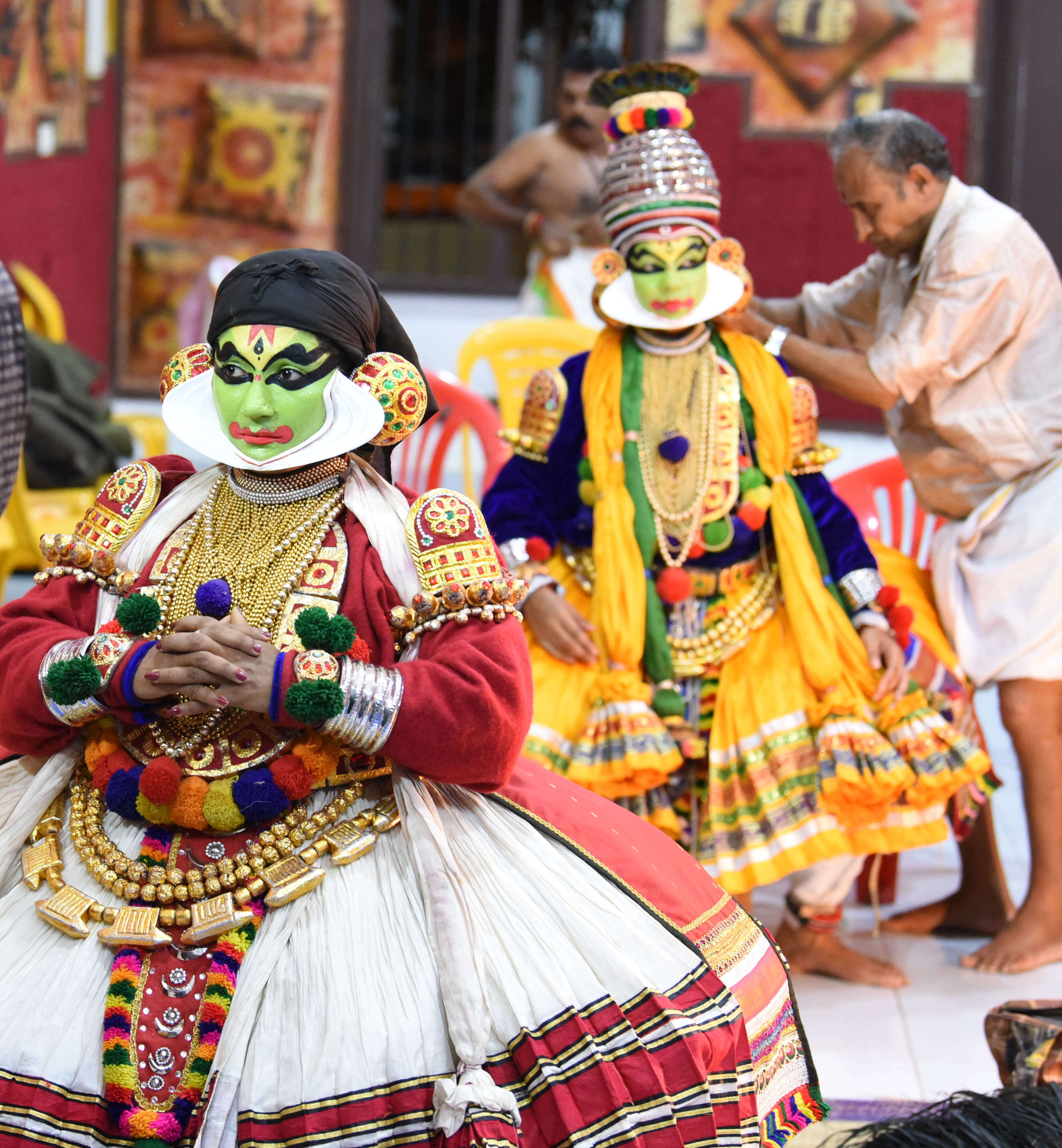women kathakali troupe this all women kathakali troupe defies gender stereotypes kochi news times of india women kathakali troupe this all women