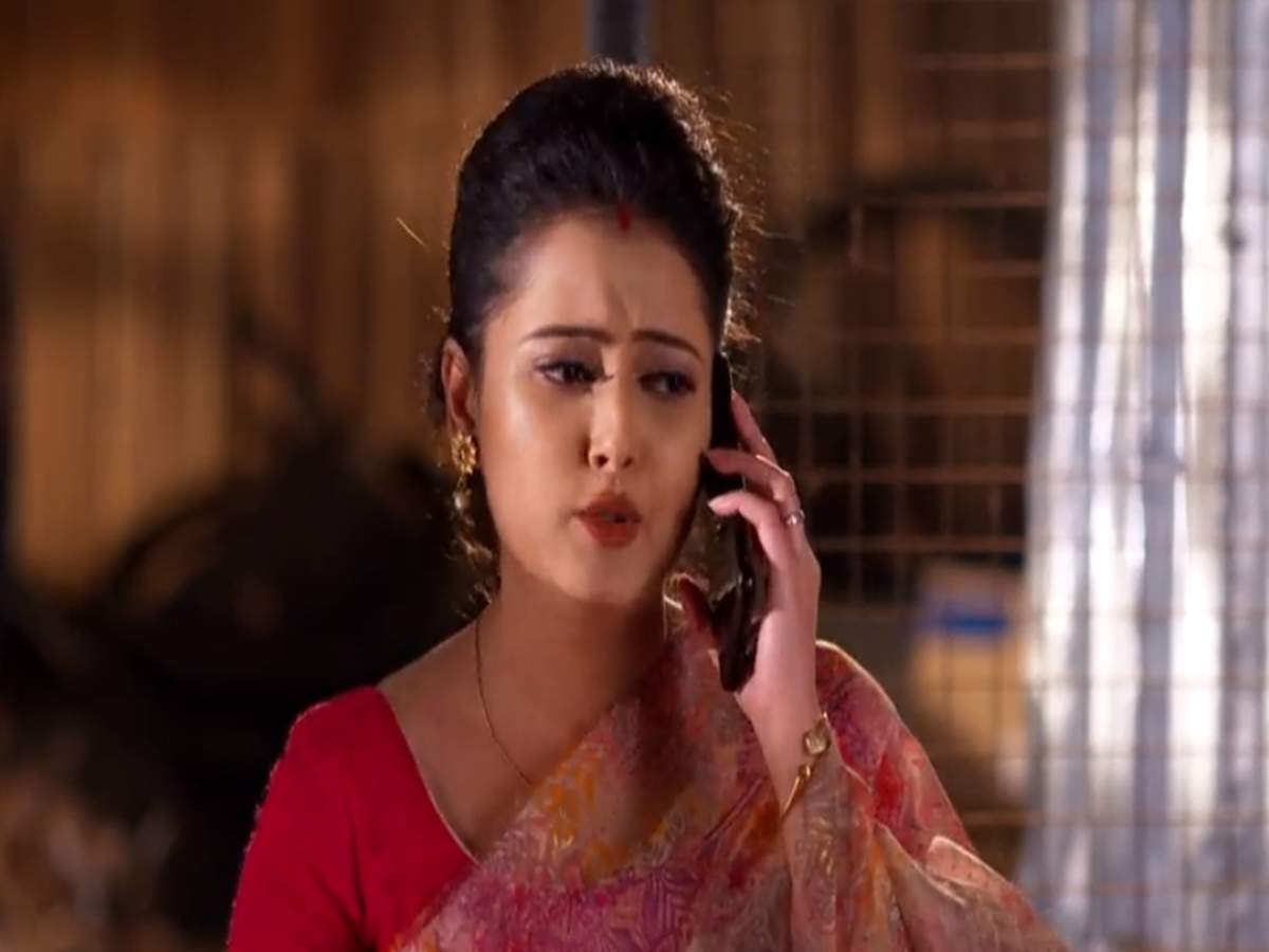 Ke Apon Ke Por written update, April 07, 2019: Joba falls into Sanjay's trap - Times of India