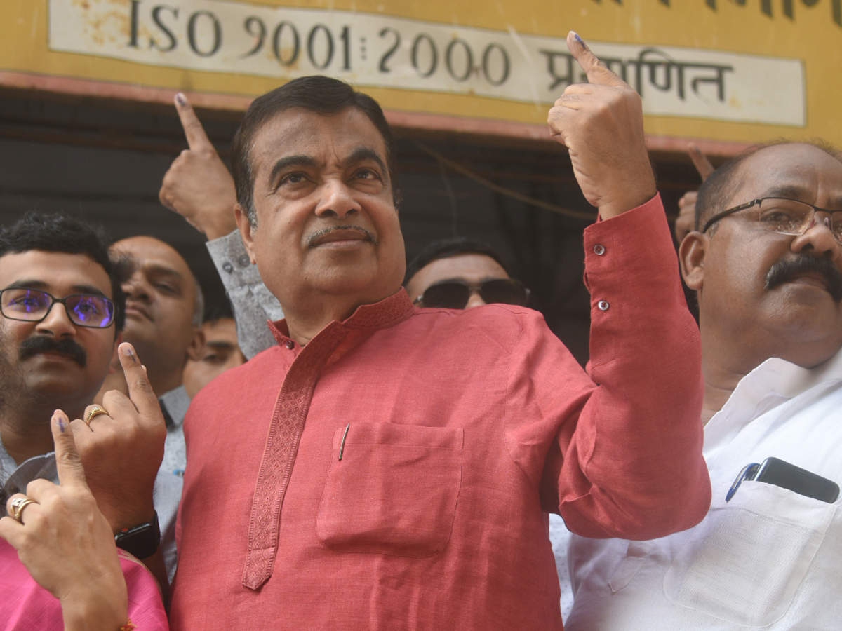 Union minister Nitin Gadkari after casting his vote in Nagpur.