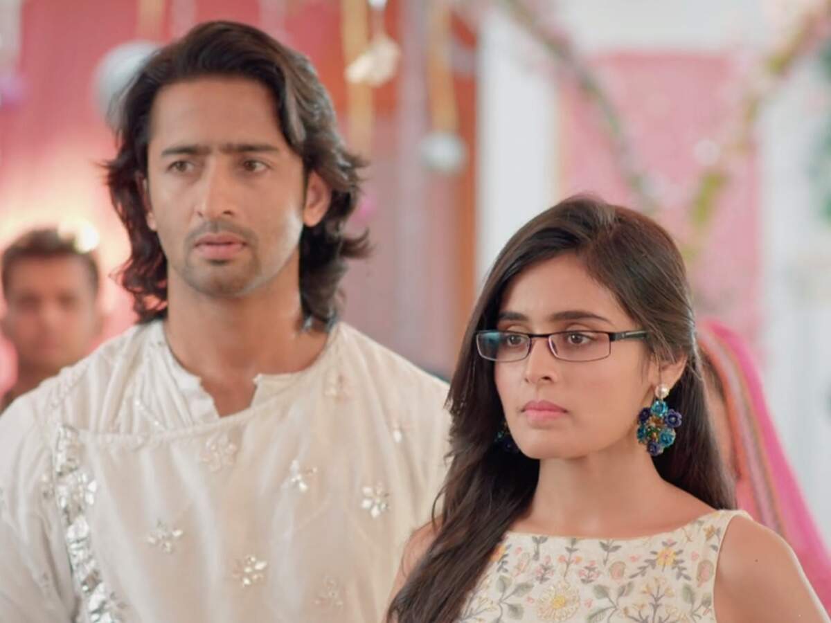Hindi serial: Yeh Rishtey Hain Pyaar Ke Written Update, April 18, 2019 ...