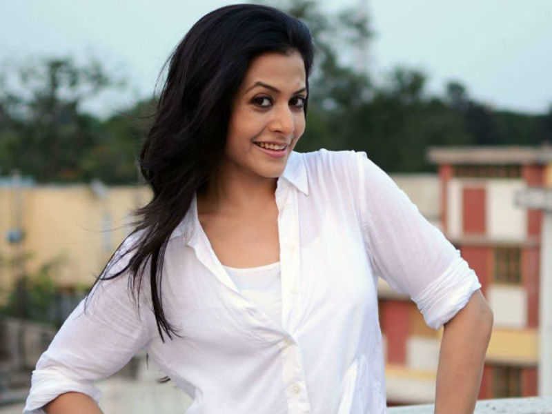 Birthday wishes galore for Tolly queen Koel Mallick Bengali Movie News