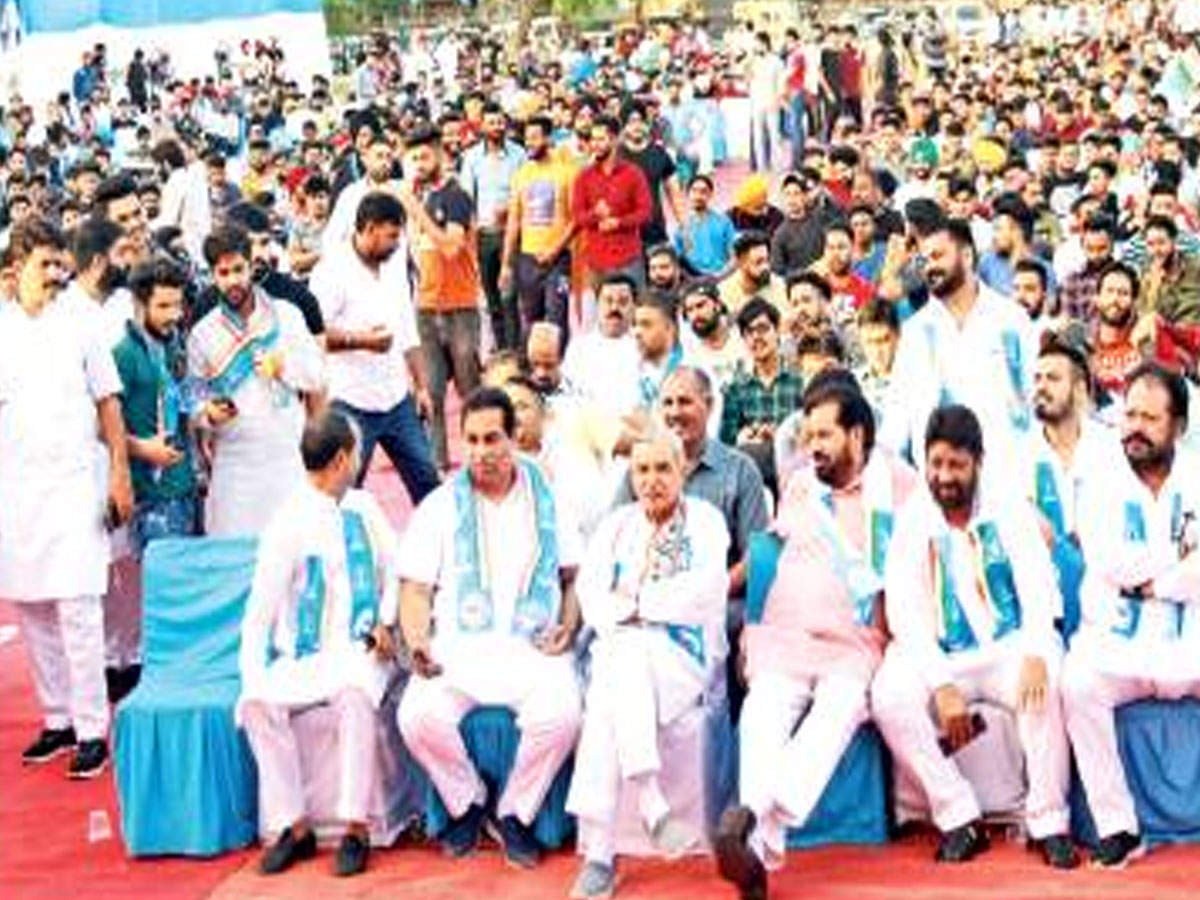Congress candidate Pawan Kumar Bansal at a rally organised by the NSUI in Sector 27 on Tuesday