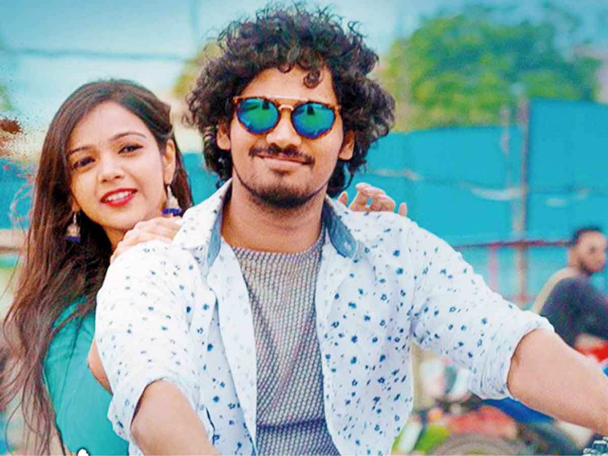 Allu Aravind S Geetha Films To Release Nuvvu Thopu Raa On April 26th New Movie Posters