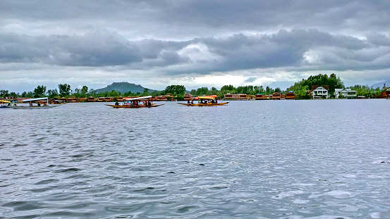 Dal Lake to get 16 viewing points to enhance the experience of tourists