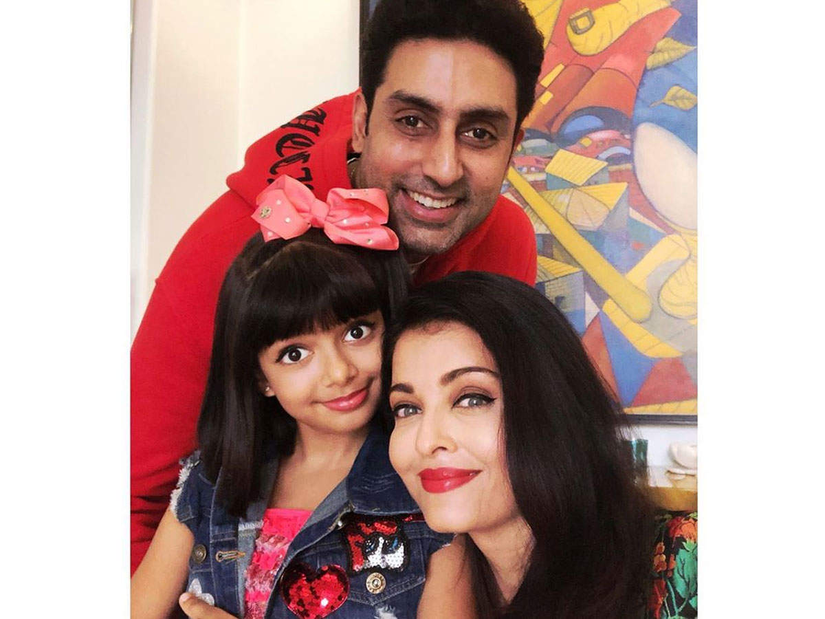 Aishwarya Rai Bachchan gets brutally trolled while going to Cannes 2023  with Aaradhya: 'Ye maa beti 