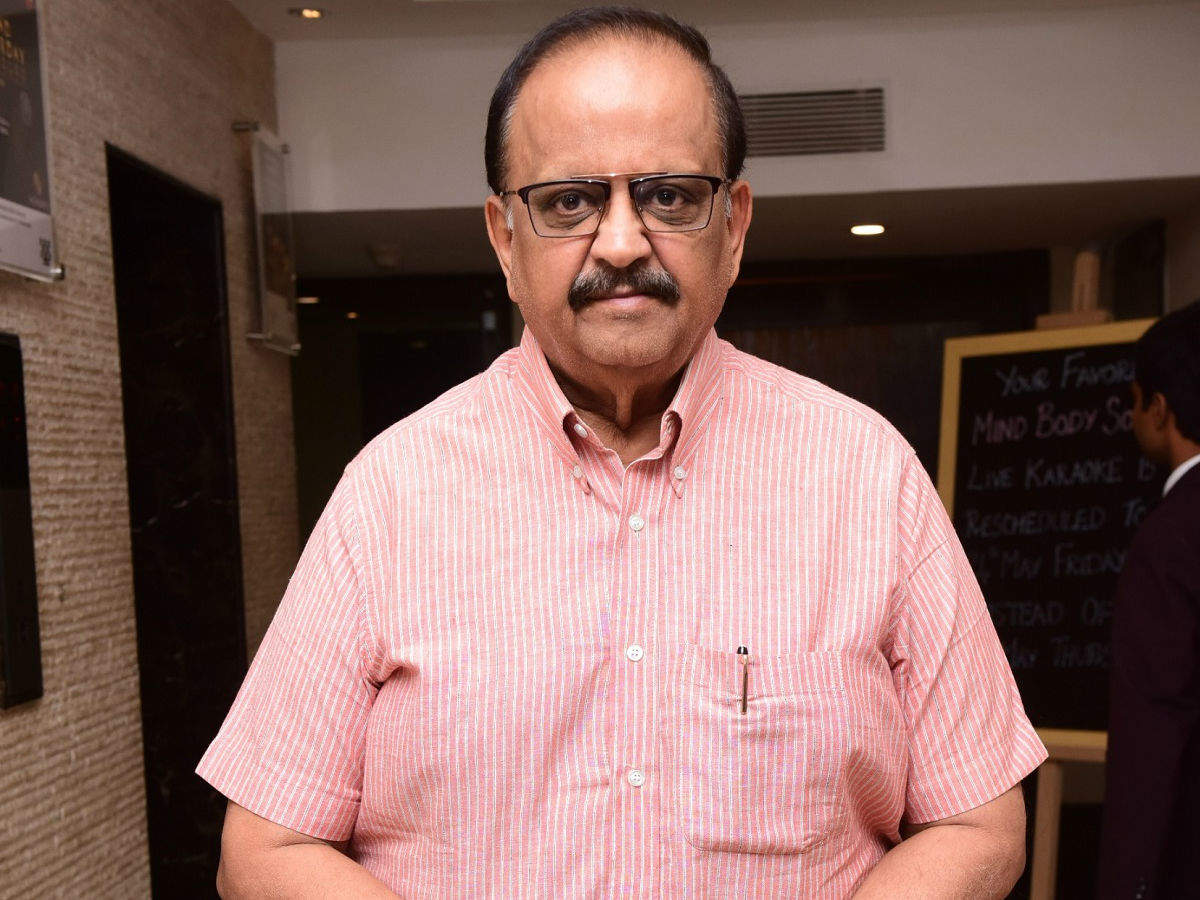 SP Balasubramaniam exchanges retro notes at The Residency
