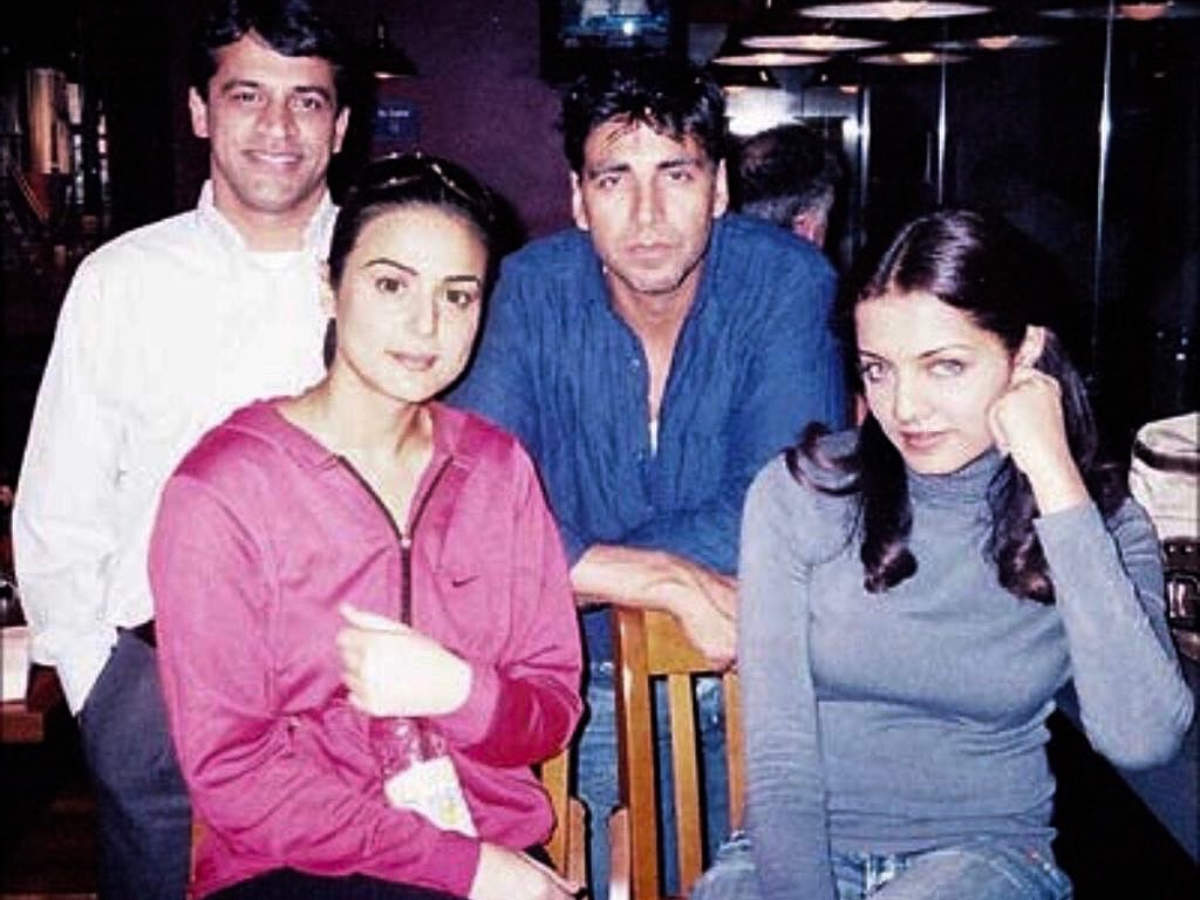 This throwback picture of Preity Zinta and Akshay Kumar will make you ...