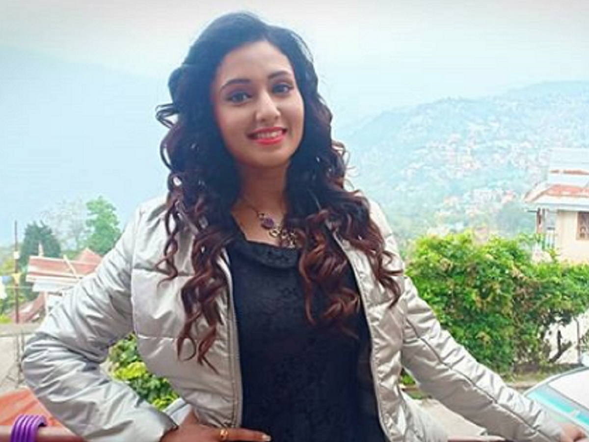 टॉप 35 भोजपुरी हीरोइन नाम और फोटो : Bhojpuri Heroine Name List in Hindi
