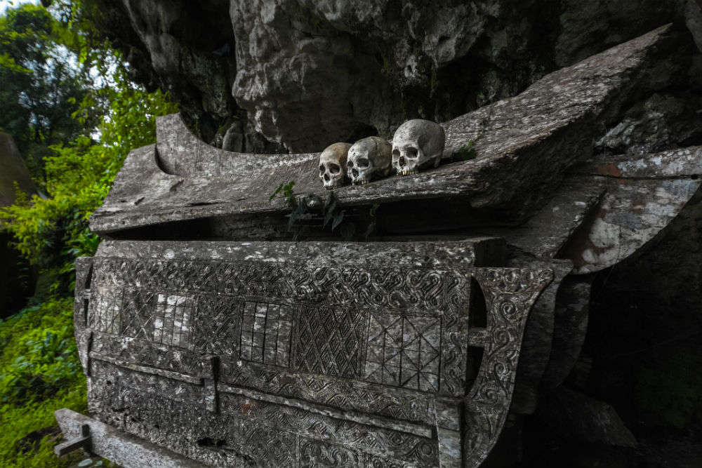 Solving the mystery of ‘Hanging Coffins of China’