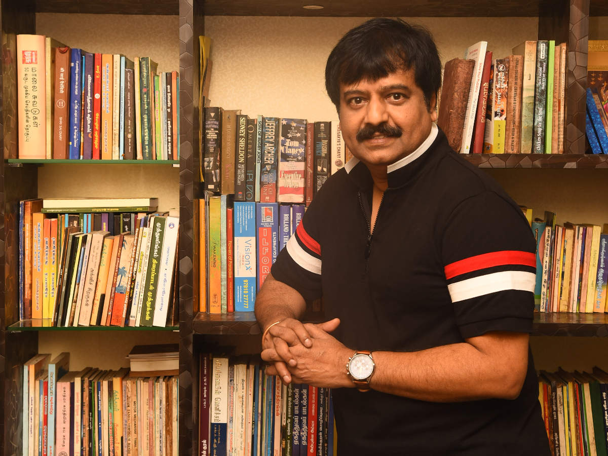 Vivekh pays a tribute to poet Kannadasan | Tamil Movie News ...