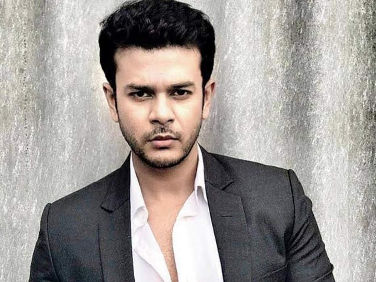 Jay Soni Takes A Break From Social Media Deletes All Pictures From Instagram Times Of India