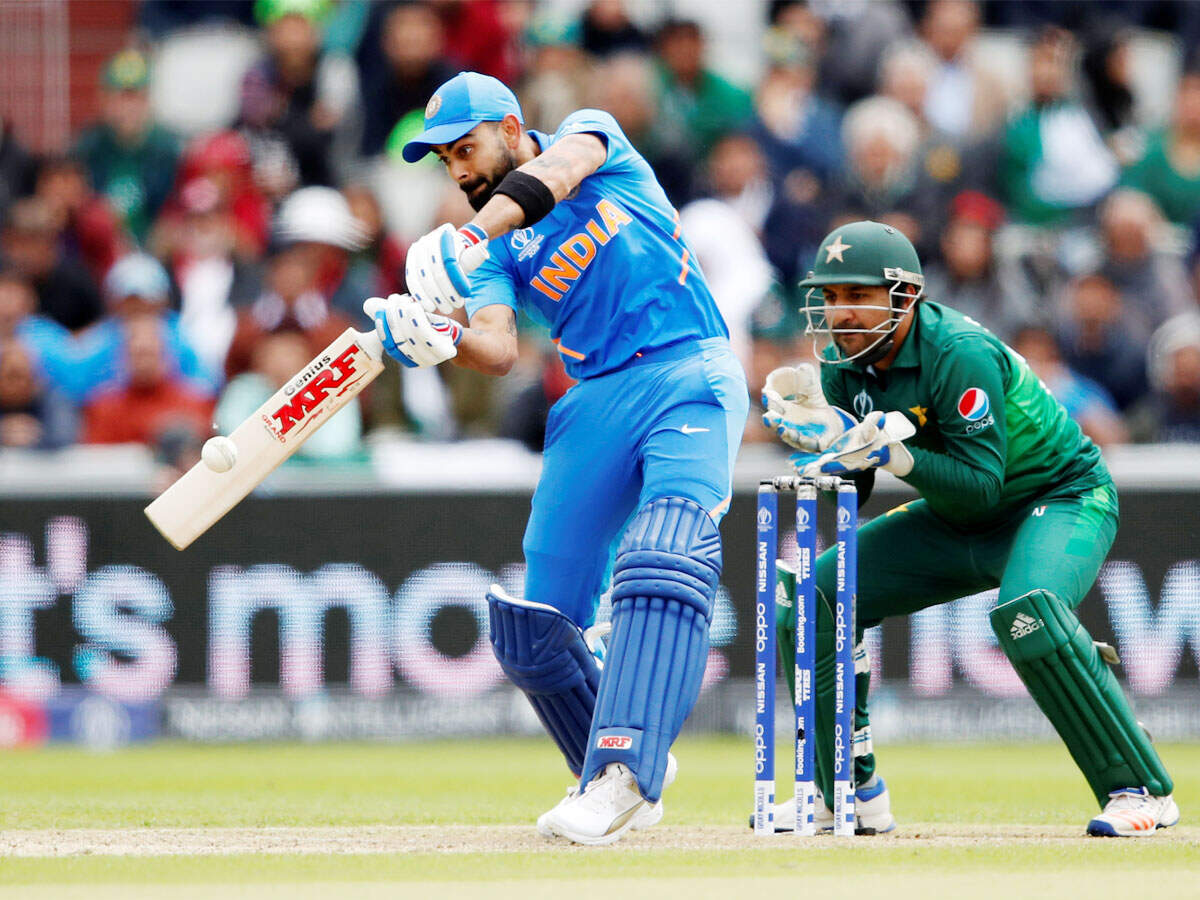 India vs Pakistan: Virat Kohli breaks Sachin Tendulkar's record, becomes fastest to 11,000 ODI runs | Cricket News - Times of India