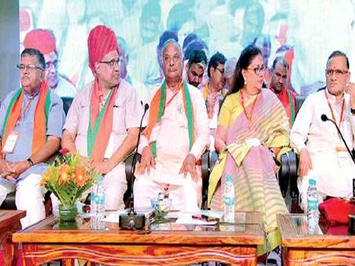BJP leaders Gulab Chand Kataria, Avinash Rai Khanna, Madan Lal Saini, Vasundhara Raje and V Satish at state level working committee meeting in city on Sunday