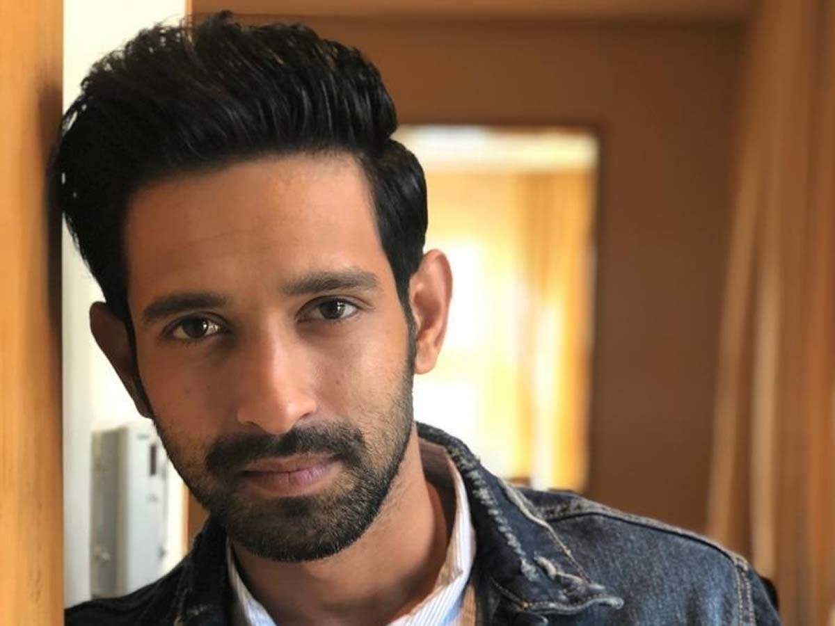 Vikrant Massey returns to work after six months; confides he feared going  to the sets : Bollywood News - Bollywood Hungama