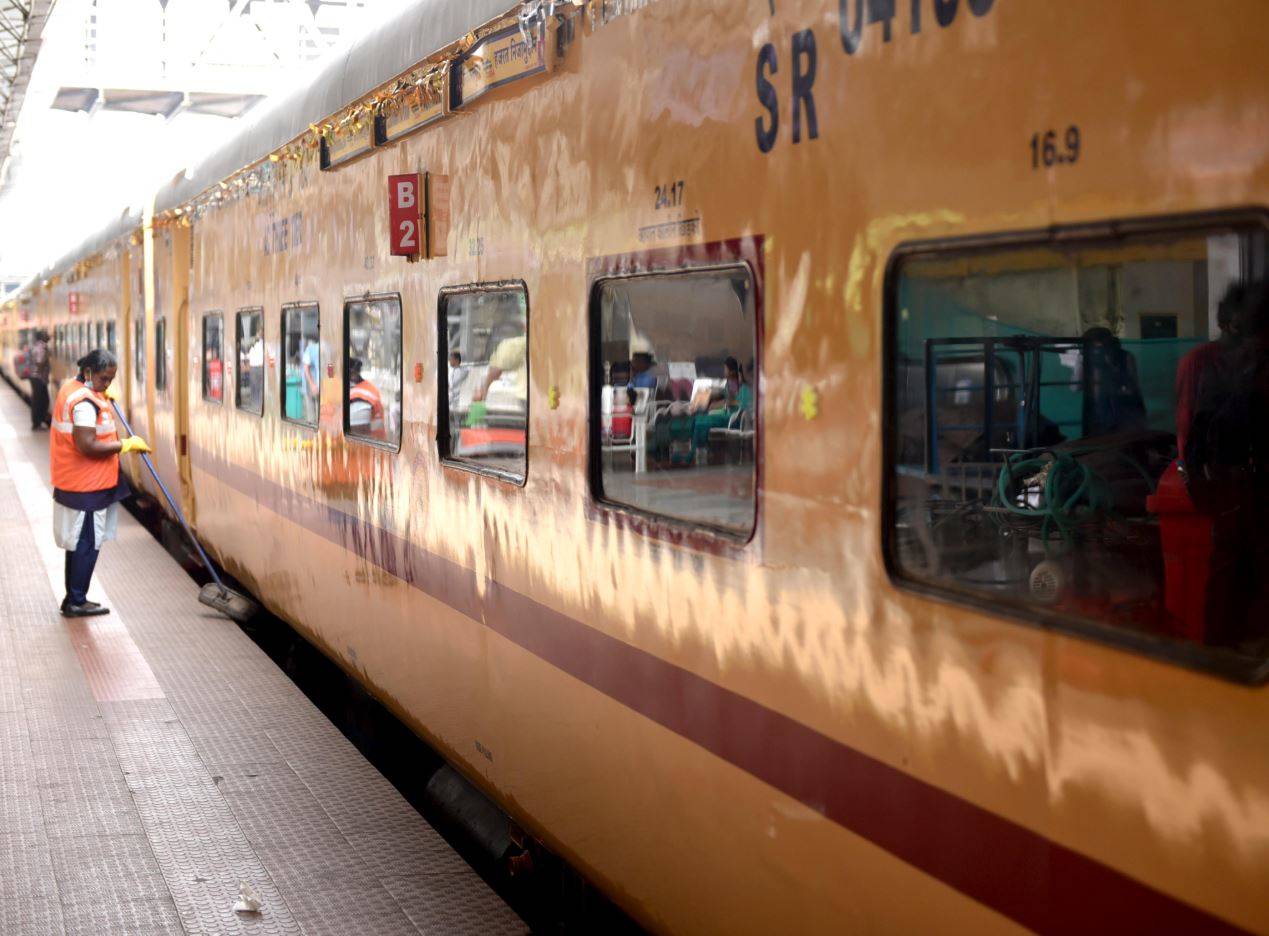 Railways mulls inviting private firms to run trains on some routes