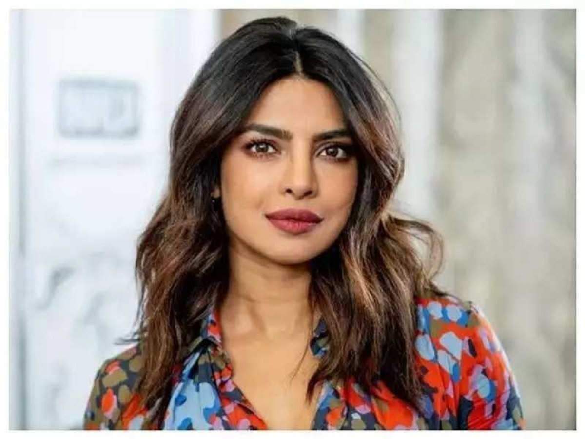 Priyanka Chopra becomes the latest target of netizens for donning khaki shorts | Hindi Movie News - Times of India