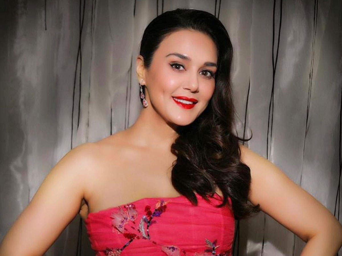 Preity Zinta leaves the netizens in awe with her latest Instagram video | Hindi Movie News - Times of India