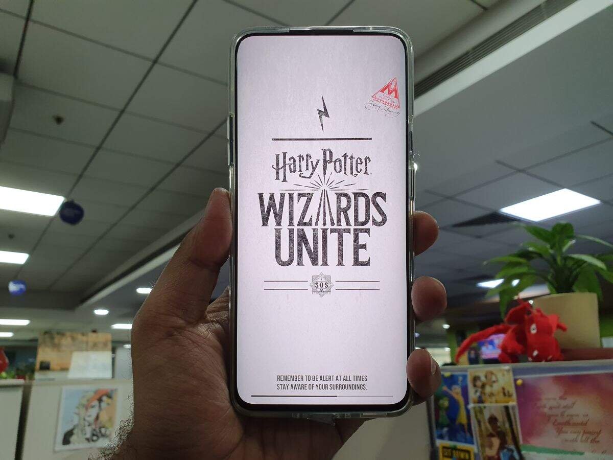 Day 1 of Harry Potter: Wizards Unite sees 4 lakh downloads, Rs 2.1 crore  spent by players - Times of India