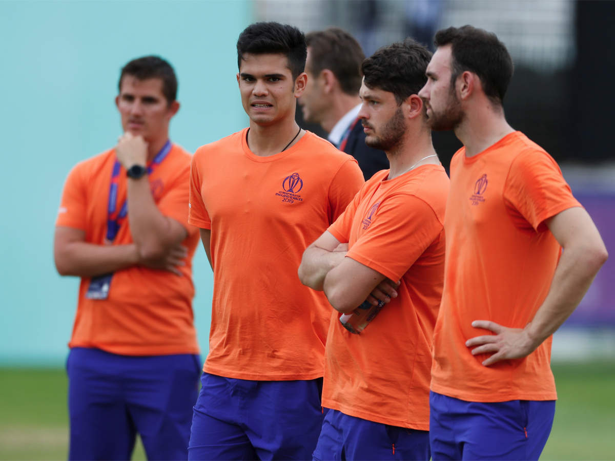 World Cup 2019: Arjun Tendulkar helps England ahead of Australia clash