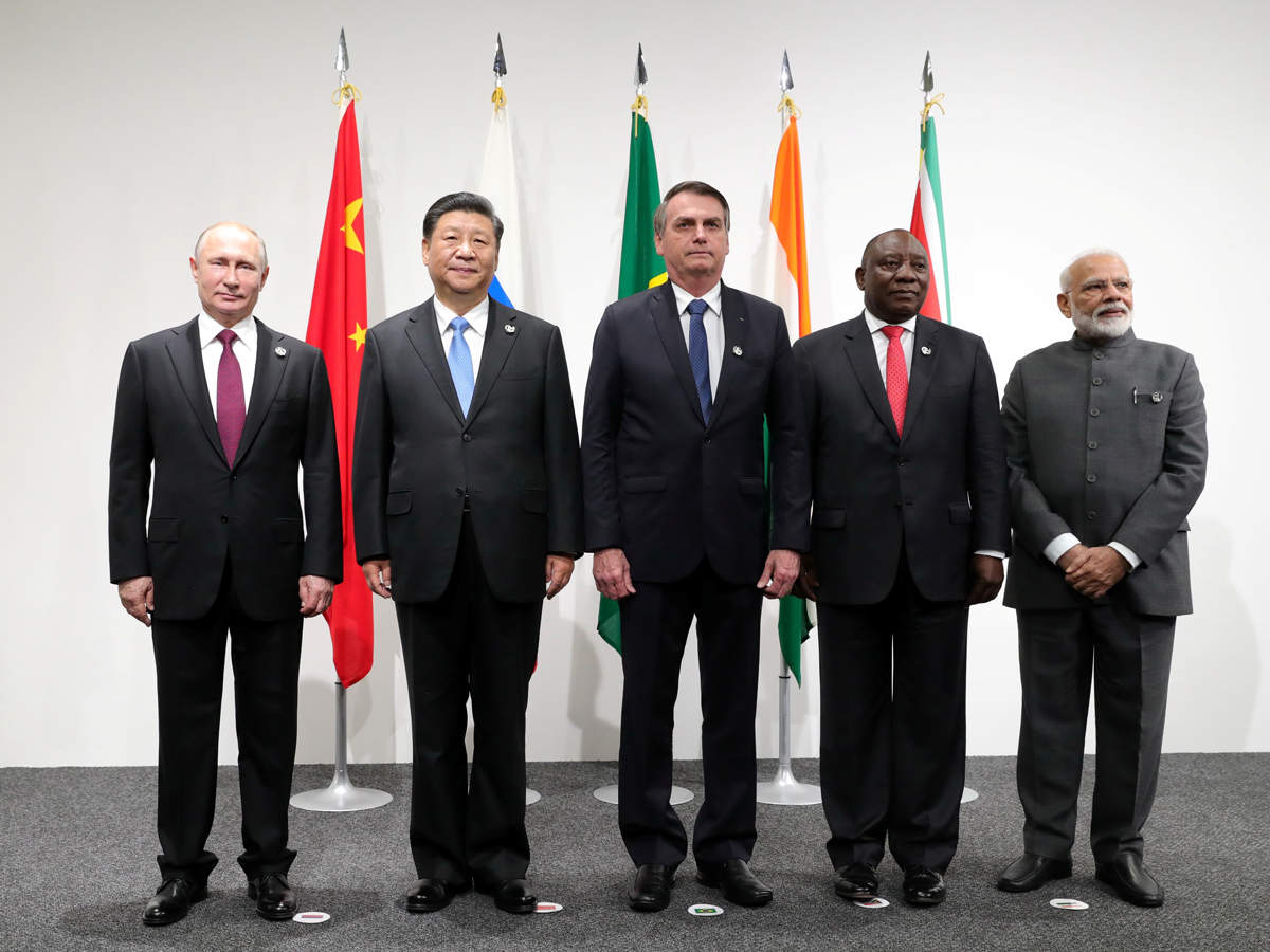 Russian President Vladimir Putin, Chinese President Xi Jinping, Brazil's President Jair Bolsonaro, South African President Cyril Ramaphosa and PM Narendra Modi attend the BRICS summit in Osaka. (Reuters photo)