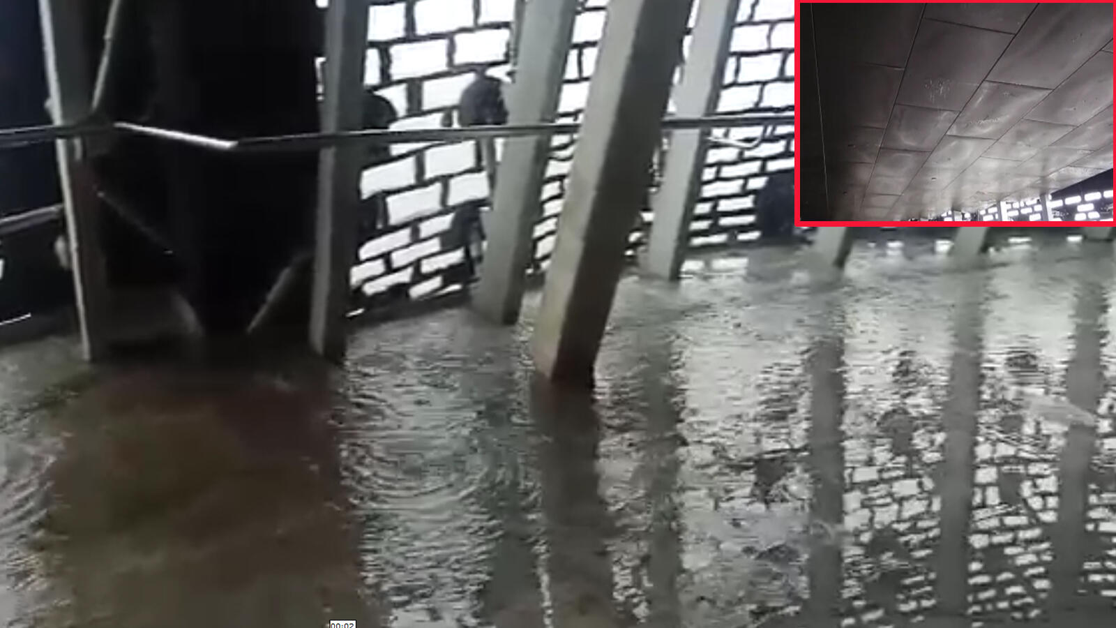 Ceiling Leaking Water When It Rains India Homeminimalisite