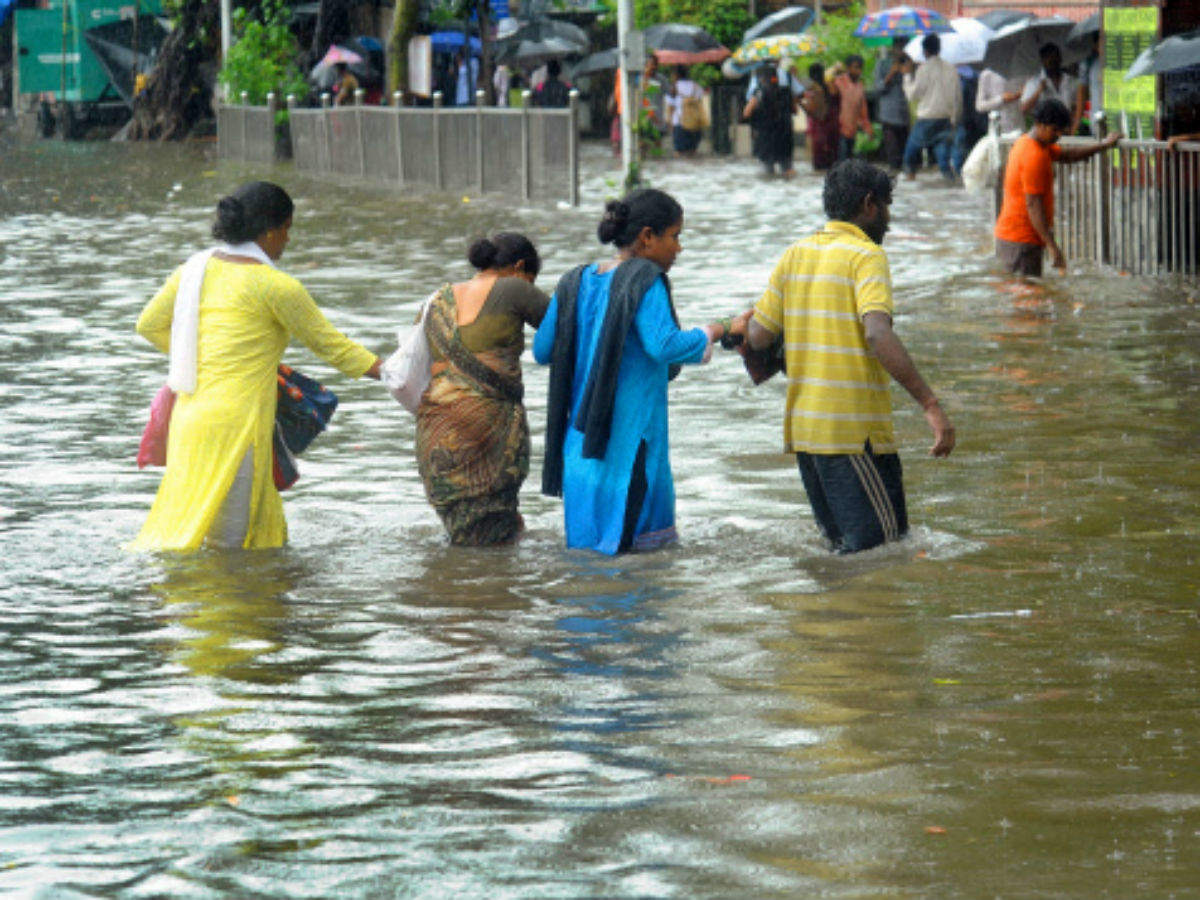 Record rain brings Mumbai to standstill: 10 points