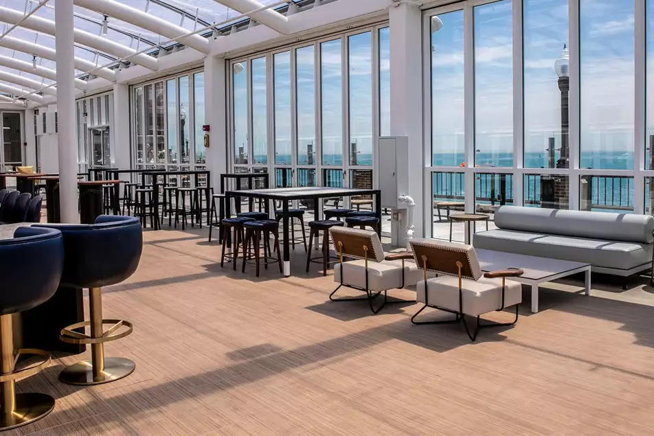 The largest rooftop bar in the world is now open in Chicago