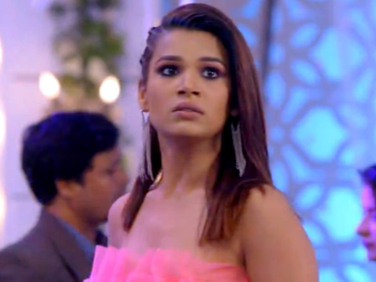 Kumkum Bhagya written update, July 2, 2019: Rhea decides to invite