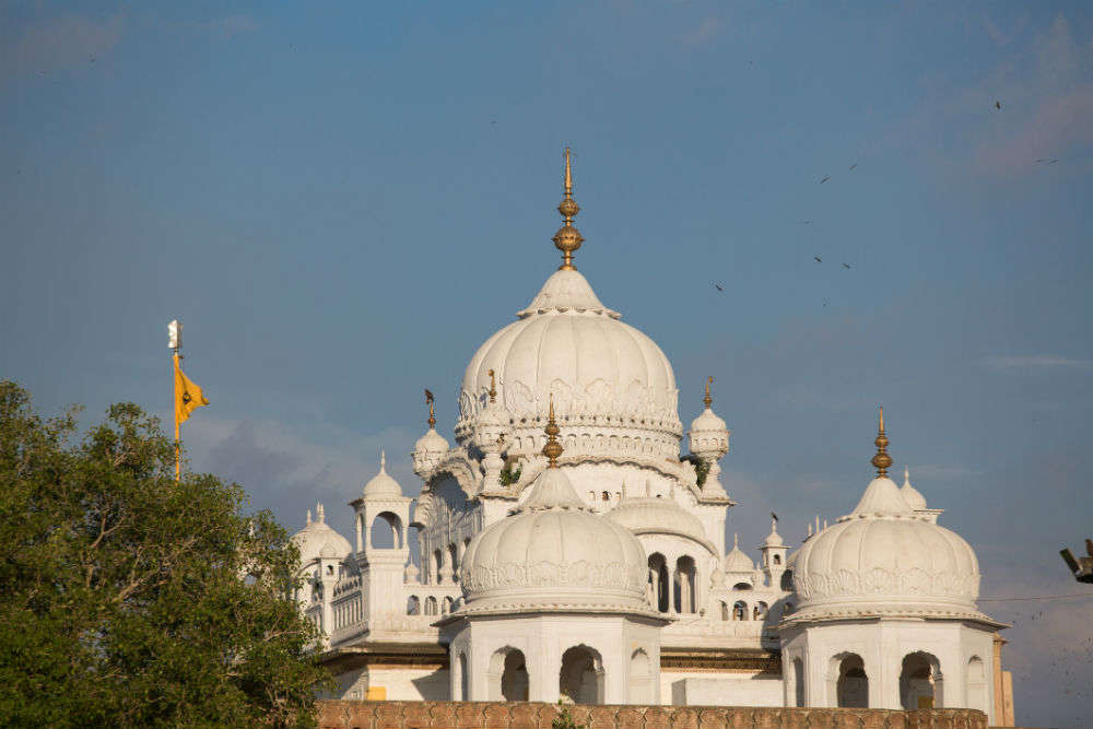 5000 Indian pilgrims can now travel visa-free to Kartarpur in Pakistan every day