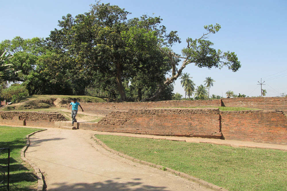 Chandraketugarh, a lesser-known archaeological site in West Bengal