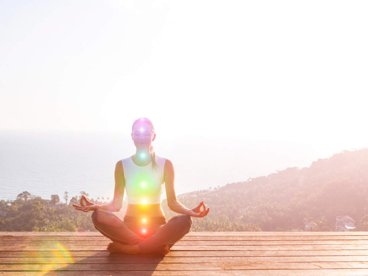5 things everyone needs to know about energy healing - Times of India