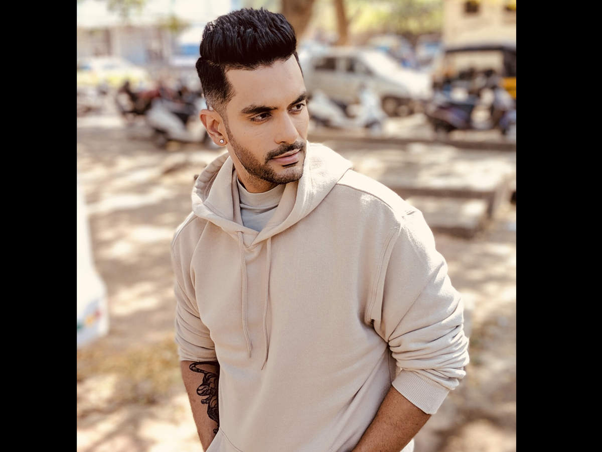 The Zoya Factor': Here's Angad Bedi's look from his upcoming film | Hindi  Movie News - Times of India