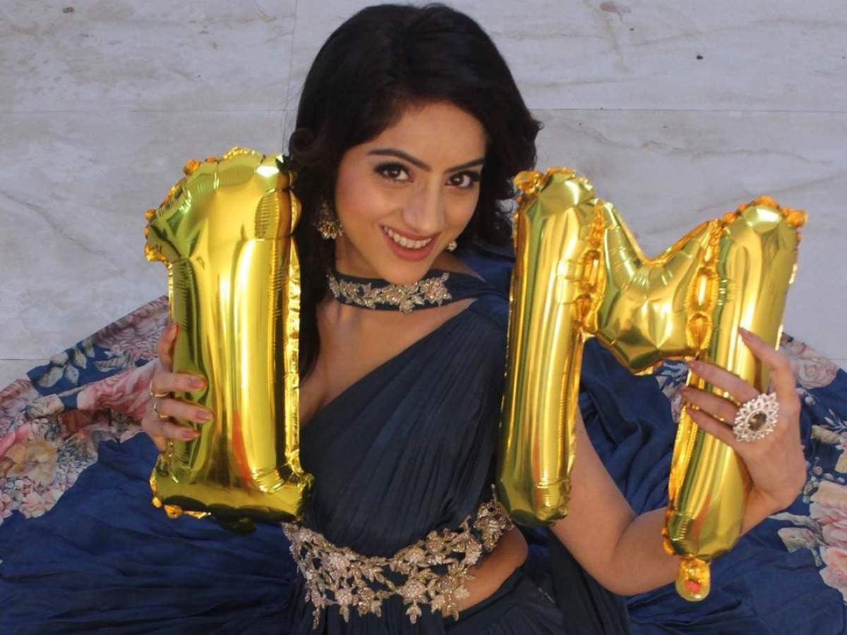 Kawach Mahashivratri's actress Deepika Singh crosses 1 million mark on  Instagram; thank fans for support - Times of India