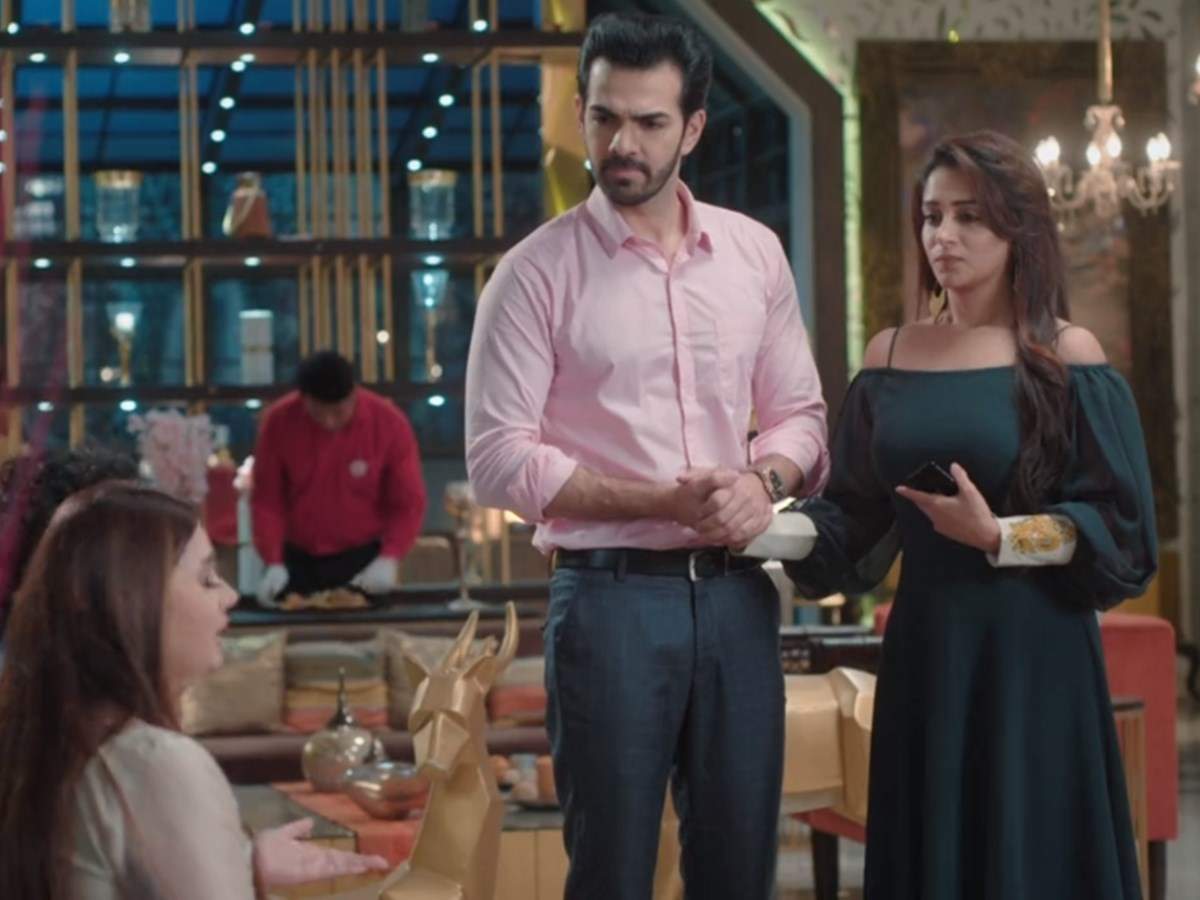 Kahaan Hum Kahaan Tum update, August 29: Rohit asks Sonakshi to celebrate  janamashtami with the Sippy family - Times of India
