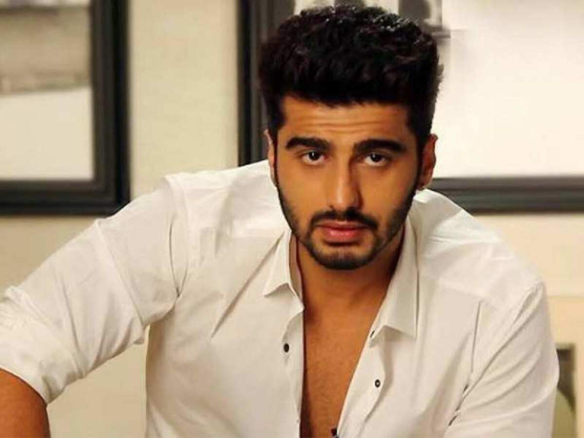 Arjun Kapoor flaunts sharpish hairdo