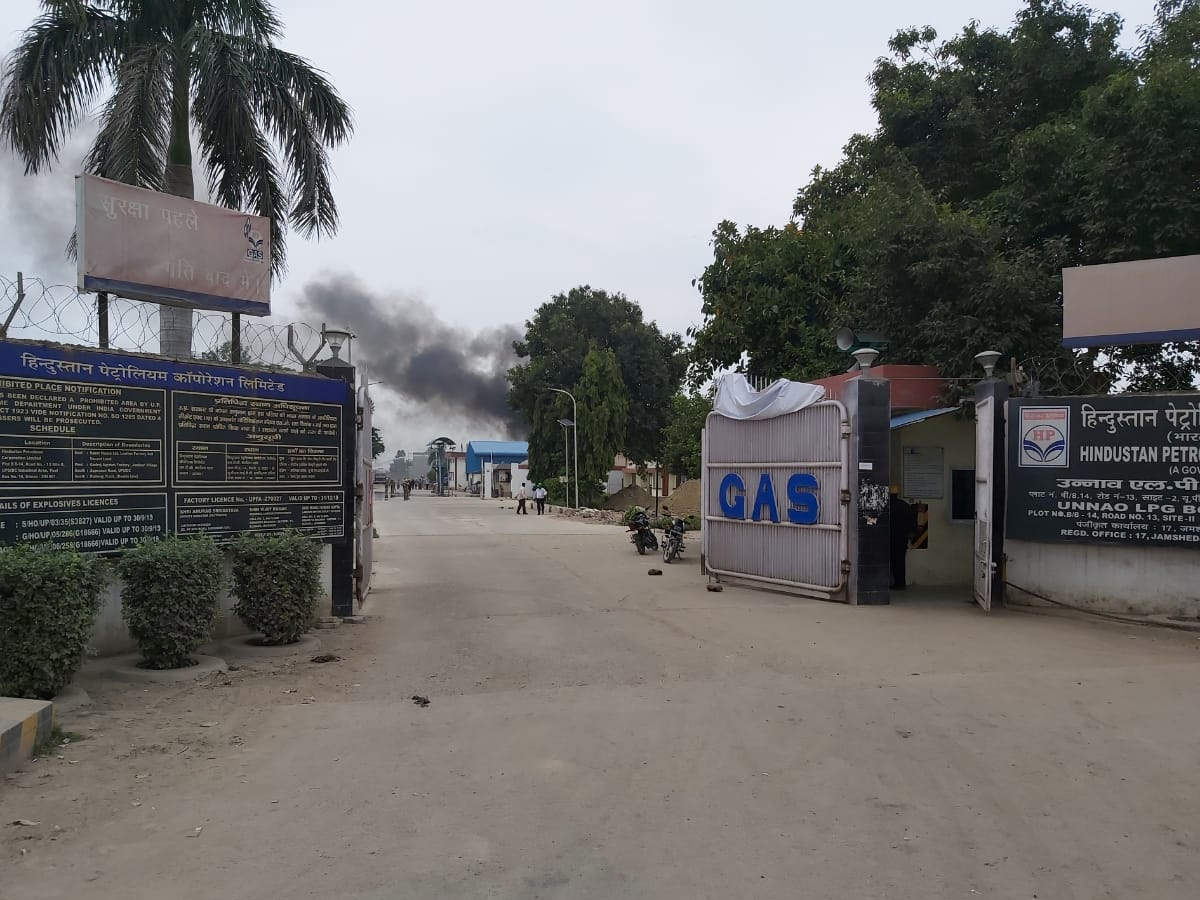 Up Four Injured In Gas Tank Explosion At Hpcl Plant In Unnao
